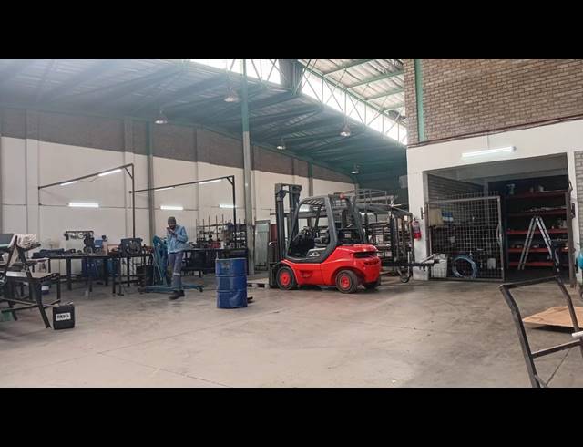 Industrial property to rent in HERIOTDALE